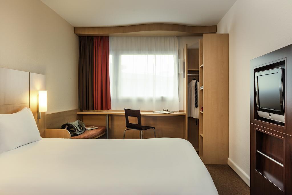 Ibis Mulhouse Centre Filature Hotel Exterior photo