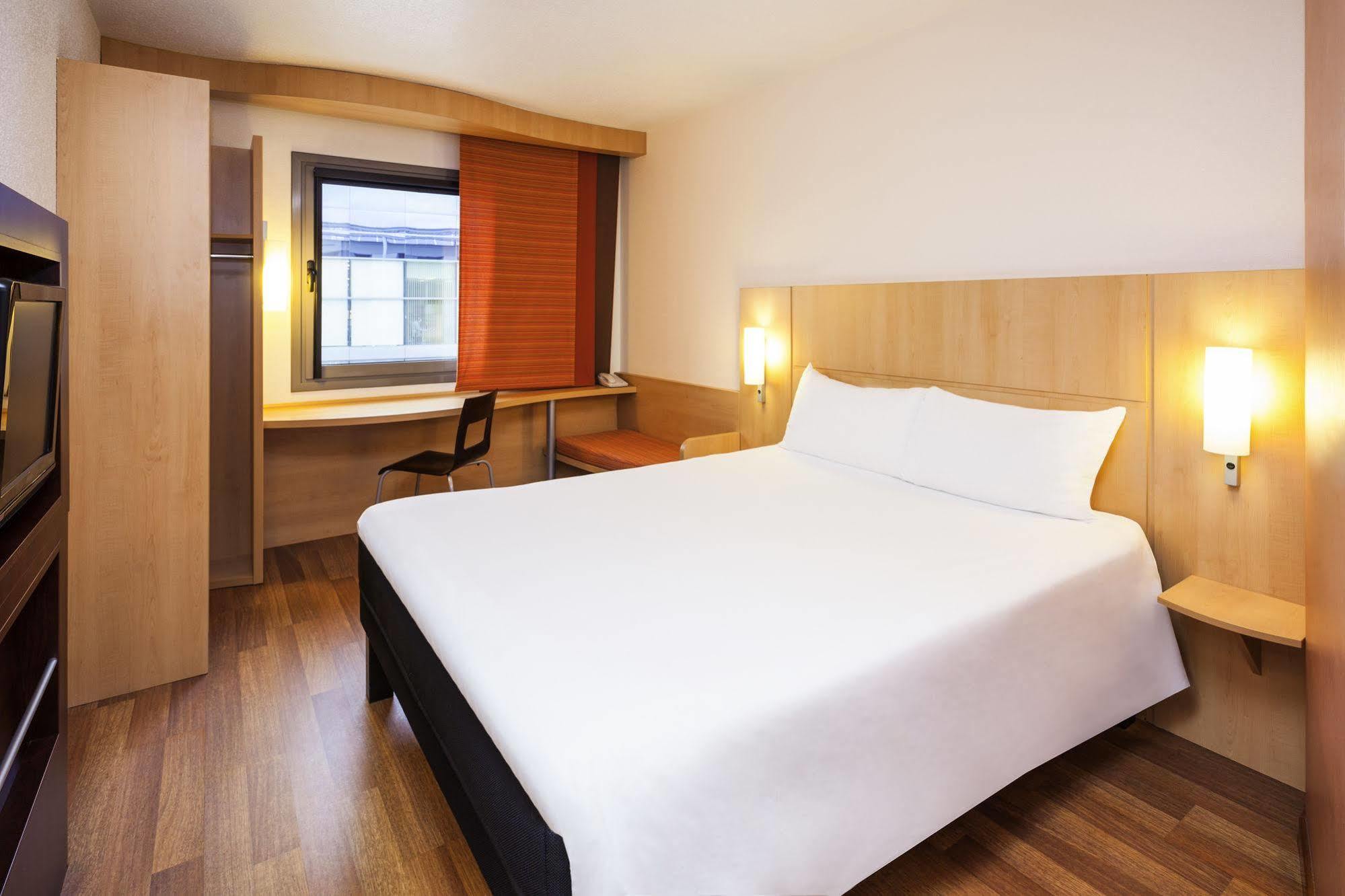 Ibis Mulhouse Centre Filature Hotel Exterior photo